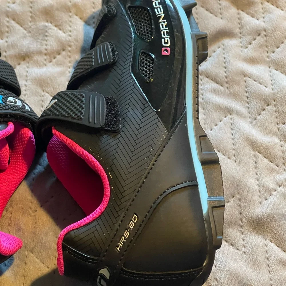 Louis Garneau HRS-60 cycling shoes women’s‎ size 8 NWOB